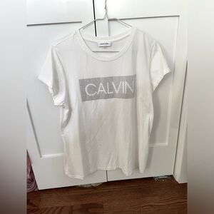 Calvin Klein women’s T-shirt, size large